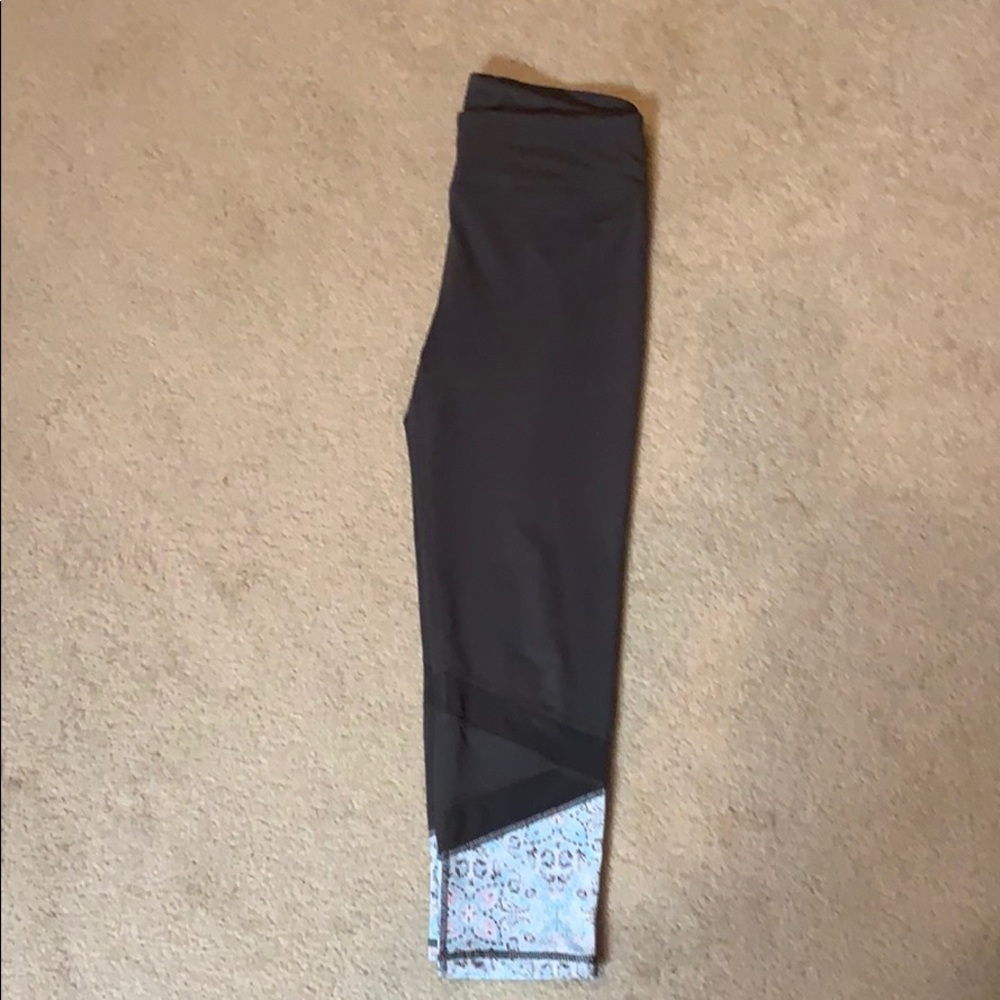 GAIAM Cropped Yoga Pants
